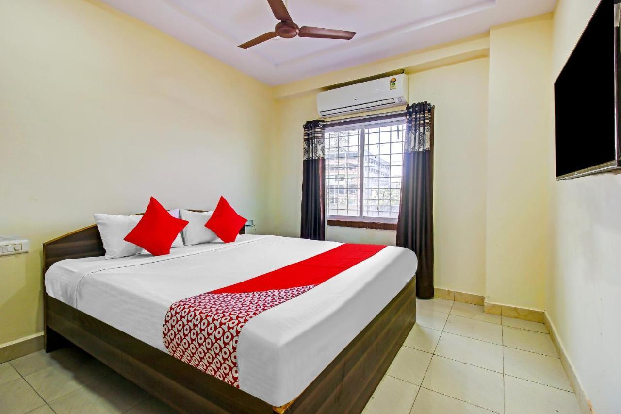 Hotel O Adhin Residency Hyderabad Exterior foto