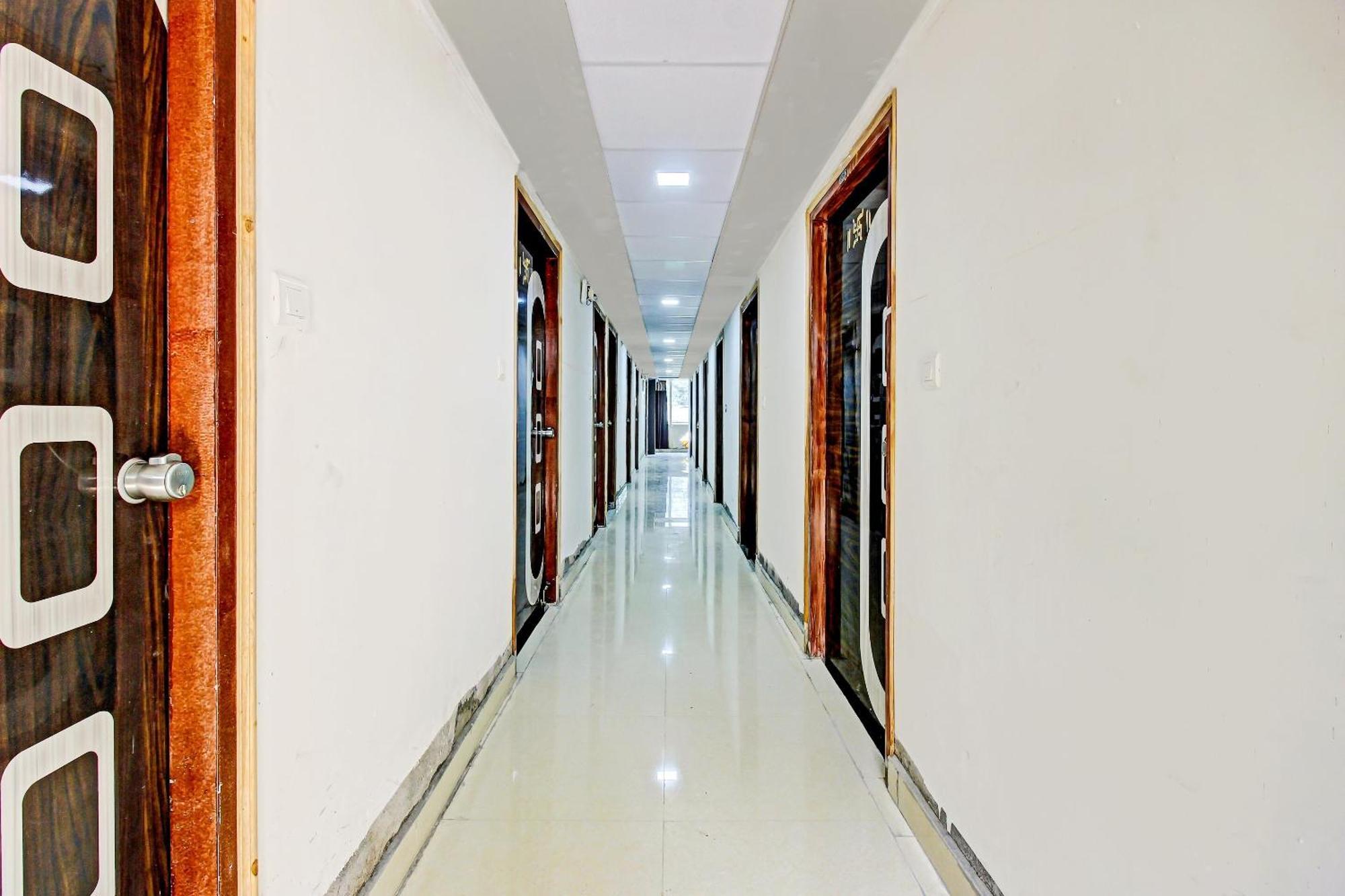 Hotel O Adhin Residency Hyderabad Exterior foto